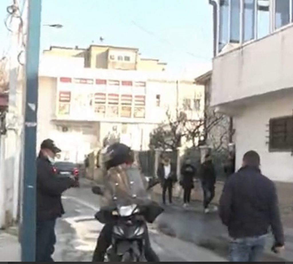 Shoferi që aksidentoi për vdekje 10 vjëçaren ishte tapë