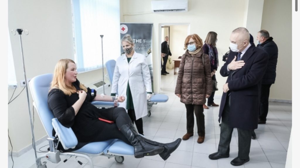 Meta në Qendrën e Gjakut, dhjetëra shtetas europianë dhurojnë gjak për fëmijët talasemikë: U jam mirënjohës!