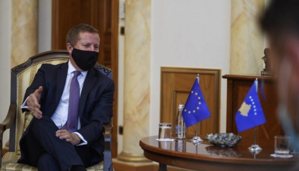 Shefi i Zyrës së BE-së ia shuan shpresat popullit të Kosovës: Nuk ka vaksina para qershorit