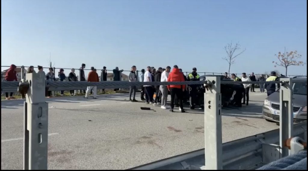 EMRAT/ Kush është 18-vjeçari që humbi jetën në aksident! Identifikohen edhe 4 të plagosurit