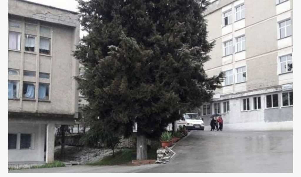 U infektua me Covid në krye të detyrës, humb jetën mjeku i nderuar Nazmi Xhaferri