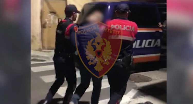 Ngacmoi seksualisht të miturën, arrestohet 32-vjeçari në Durrës
