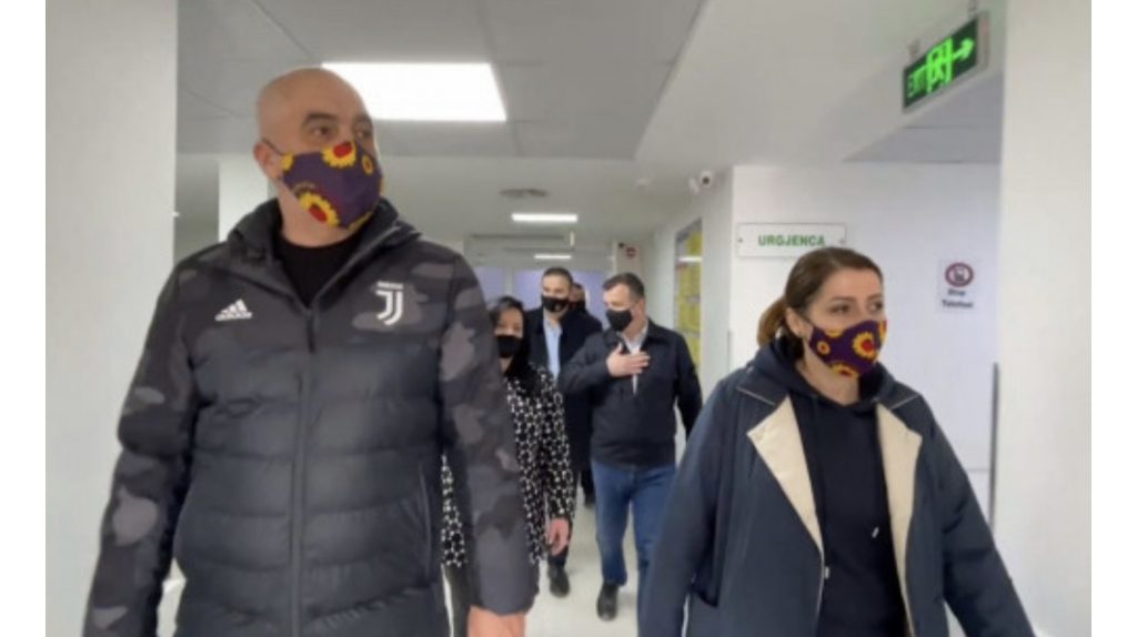 Manastirliu flet mbi mungesën e infeksionistëve dhe pneumologëve: Po plotësojmë boshllëqet e politikës së mbrapshtë!