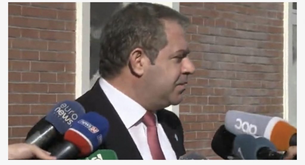 Shpëtim Idrizi arrin marrëveshje me Bashën, sulmon Edi Ramën: Servil që do të heqë çështjen çame dhe nga librat