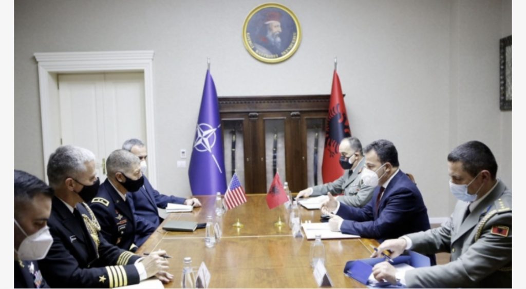 Ambasada e SHBA reagon pas takimit të Kim me ‘krerët’ e politikës: Shqipëria do të ketë rol kryesor në këtë stërvitje!