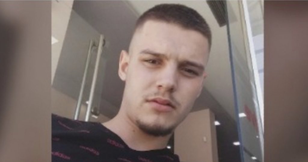 Fjalët e fundit të 22-vjeçarit që u gjet i pajetë buzë detit. Ja çfarë i tha nënës! Dyshimet e familjarëve: E kanë vrarë