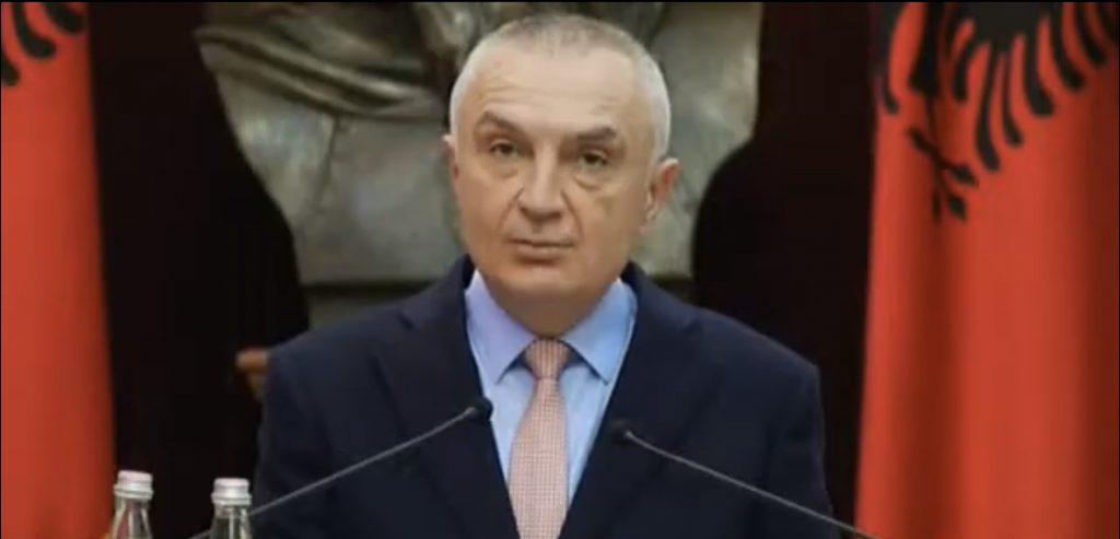 Meta paralajmëron hapat nëse Kuvendi rrëzon dekretin për aeroportin e Rinasit: Deputetëve u premtohet vendi në lista nëse ngrenë kartonat