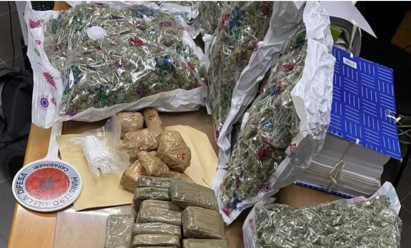 Biznesmen në fushën e ndërtimit, policia italiane arreston shqiptarin me mbi 300 mijë euro drogë