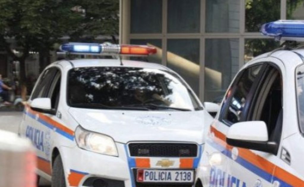 Arrestohen dy policë në Tropojë