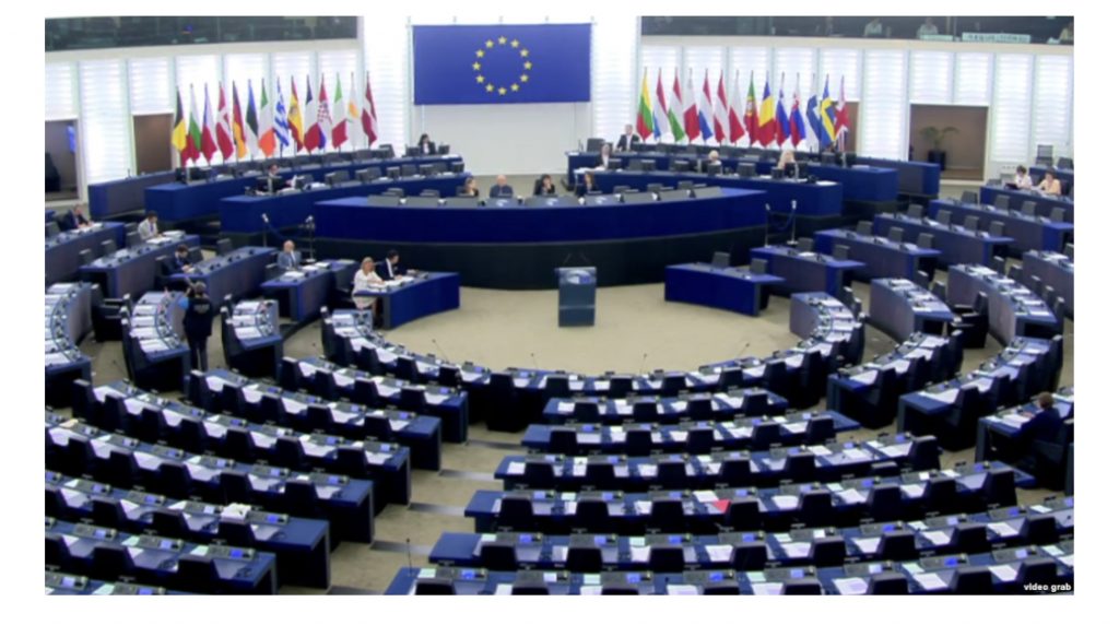 Parlamenti Evropian miraton raportin/ Thirrje 5 shteteve të BE-së: Njihni pavarësinë e Kosovës!