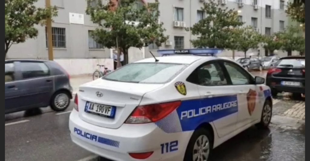Makina përplas për vdekje një grua në Durrës