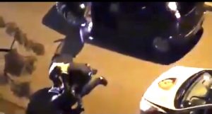 Berisha publikon videon e qytetarit që dhunohet nga policia, por nuk shoqërohet në komisariat