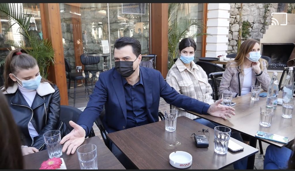 Lulzim Basha takon studentët: Ju jeni e ardhmja, mos u dorëzoni! Të jeni sigurt që…