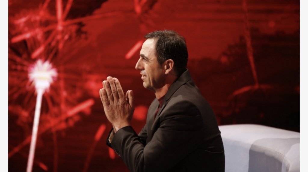 E dinin të vdekur, Komandanti i “UÇK” takon pas 21 vitesh ushtarin e tij