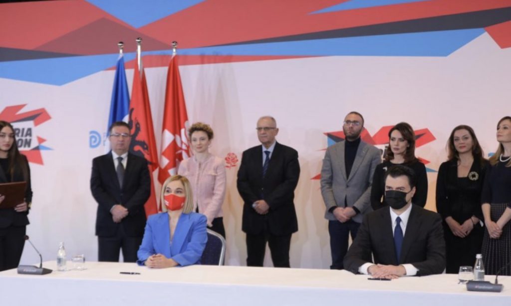 Kryemadhi: I domosdoshëm bashkimi përballë një sekti kriminal më 25 prill!