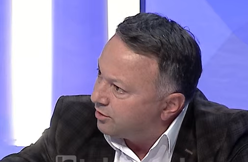 Gazetari e tha në opinion: Në Vlorë bandat i zhdukin trupat në një vaskë me acid…