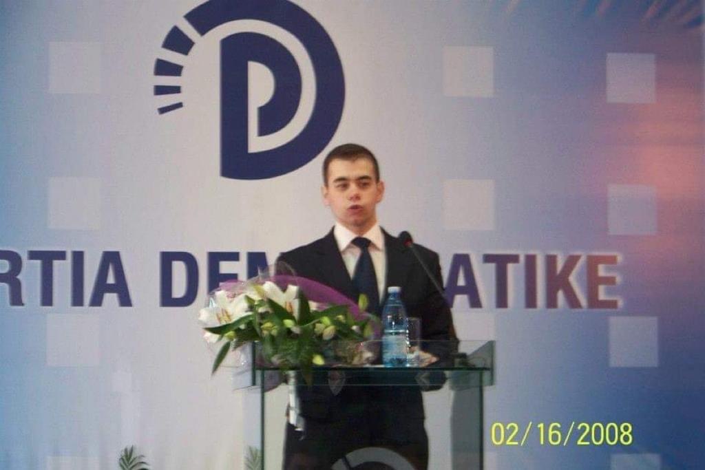 Gazetari Koka  : Ta gëzoni Alqi Bllakon e inceneratorve, i cili e nisi karrieren tek PD, por veten e gjeti tek PS!..