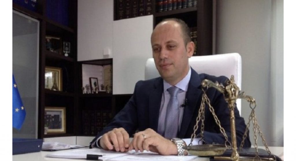 Presidenti Meta dekreton emërimin e katër anëtarëve të Gjykatës së Lartë!