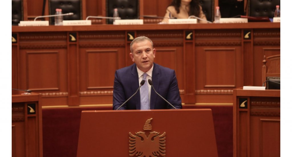 Ikën dhe deputeti Vorpsi nga PS:Do ja kaloj stafetën prurjeve të reja