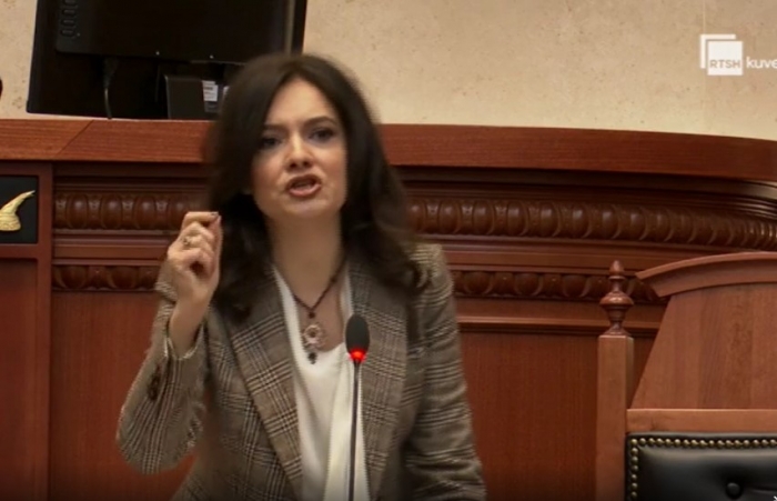 Elisa Spiropali sulmon marrëveshjen PD-LSI: Basha është avion pa bisht, Mona do inspektoriate, Flamur Noka thotë do presim gishta e nxjerrim sy (E PLOTË)