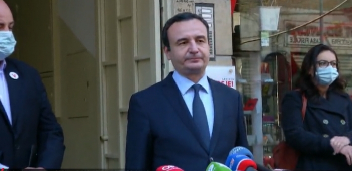 Albin Kurti bën deklaratën e fortë: Shqiptarët meritojnë më shumë, momenti të na mbështesin për ndryshim dhe në Shqipëri