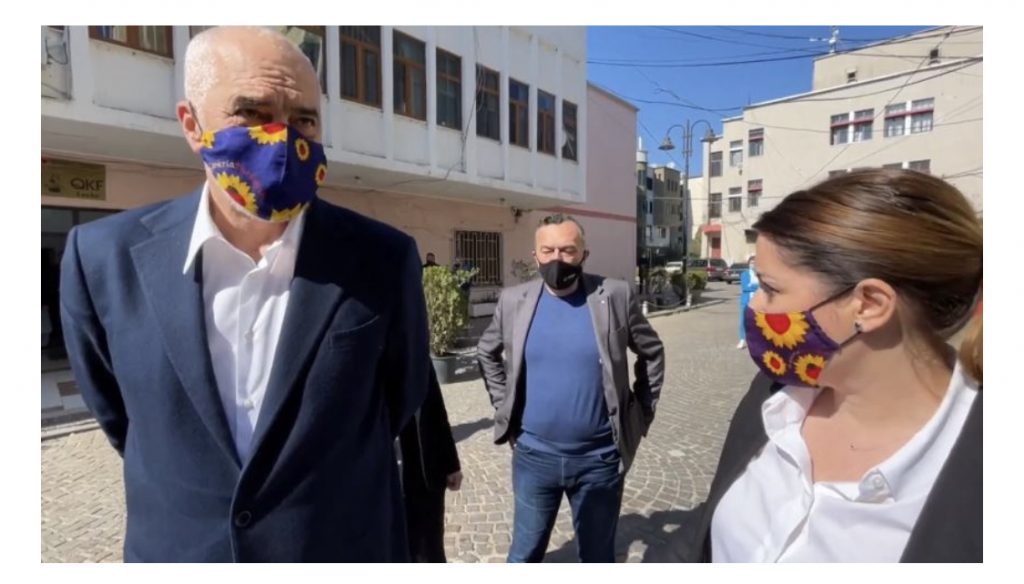 “Deri tani mbi 15 mijë të vaksinuar”/ Manastirliu: Ja kur pritet të vijnë dozat e tjera.