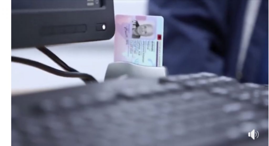 Zgjedhjet e 25 prillit, Qeveria shtyn afatin e vlefshmërisë së kartave të ID