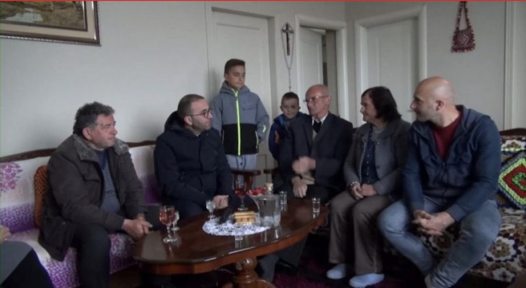 ‘Na mashtruan, 8 vite as rrugë, as ujë, vetëm gjoba’, Bardhi: Të ndëshkojmë me votë…
