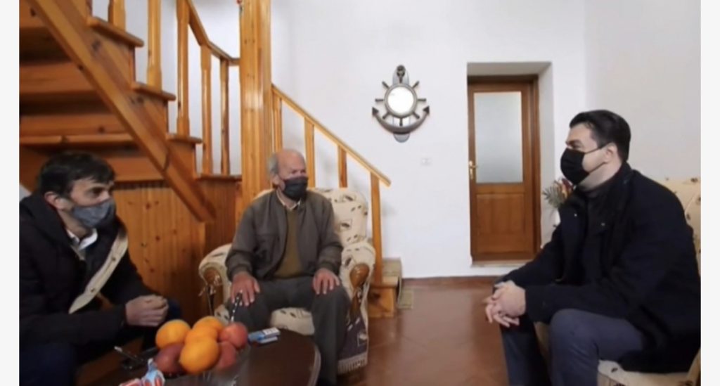Basha nga Berati: Edhe unë i kam prindërit pensionistë, paguajnë drita-ujë dhe nuk ju mbetet më asgjë