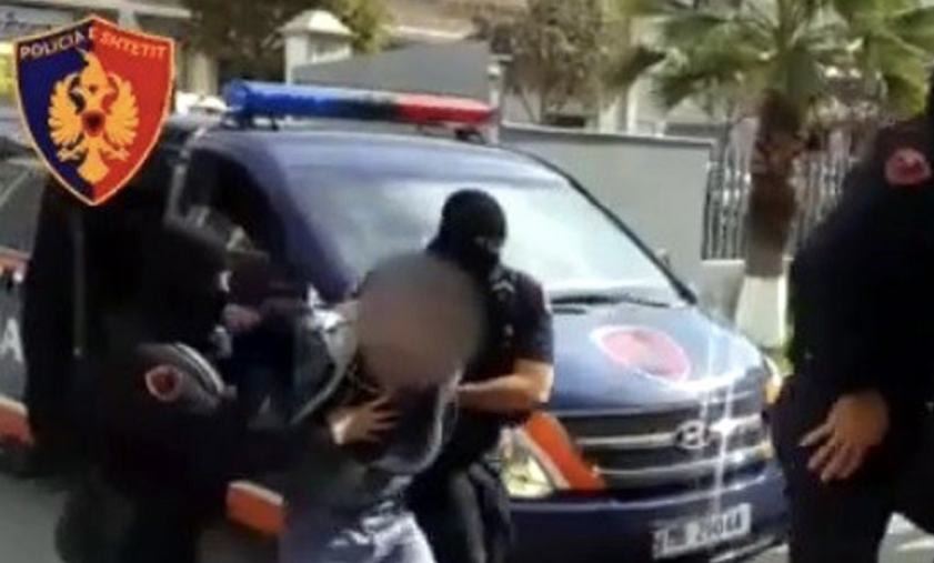Ngacmoi seksualisht një vajzë të mitur, arrestohet 42-vjeçari