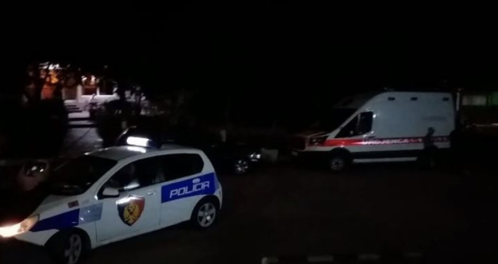 Vihen në pranga tre vëllezër! Policia sqaron si ka ndodhur sherri mes familjeve: U tentua të merrej arma e shërbimit dhe…