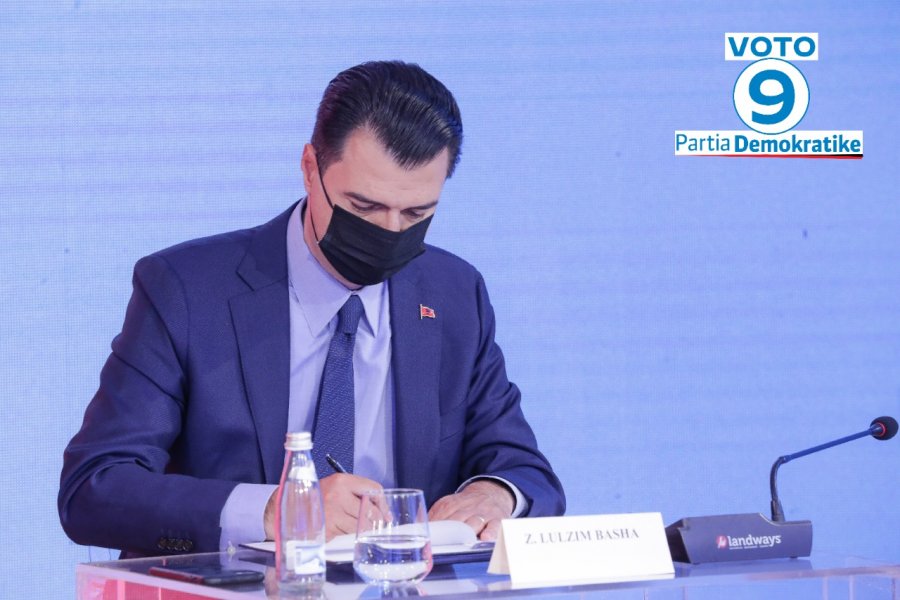 Basha nënshkruan me fasonët: Paga minimale në fund të mandatit 400 euro