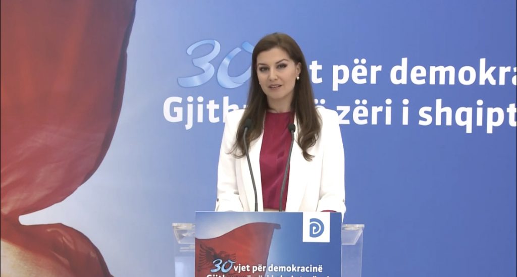 Floriana Garo mesazh vajzave e grave: Ne do të jemi luaneshat që udhëheqin ndryshimin për të cilin Shqipëria ka nevojë