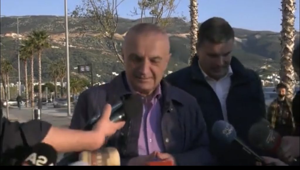 Presidenti Meta: Kryeministri në detyrë me kartelë psikiatrie
