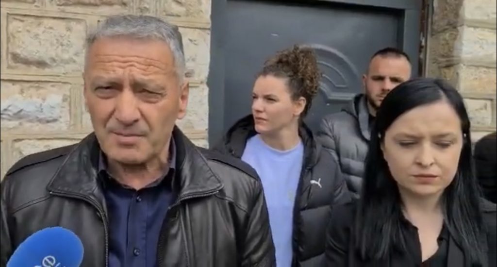 Përfaqësuesit e LSI e PD në Sarandë: Kadastra në dispozicion të Rilindjes, po shpërndahen leje legalizimesh