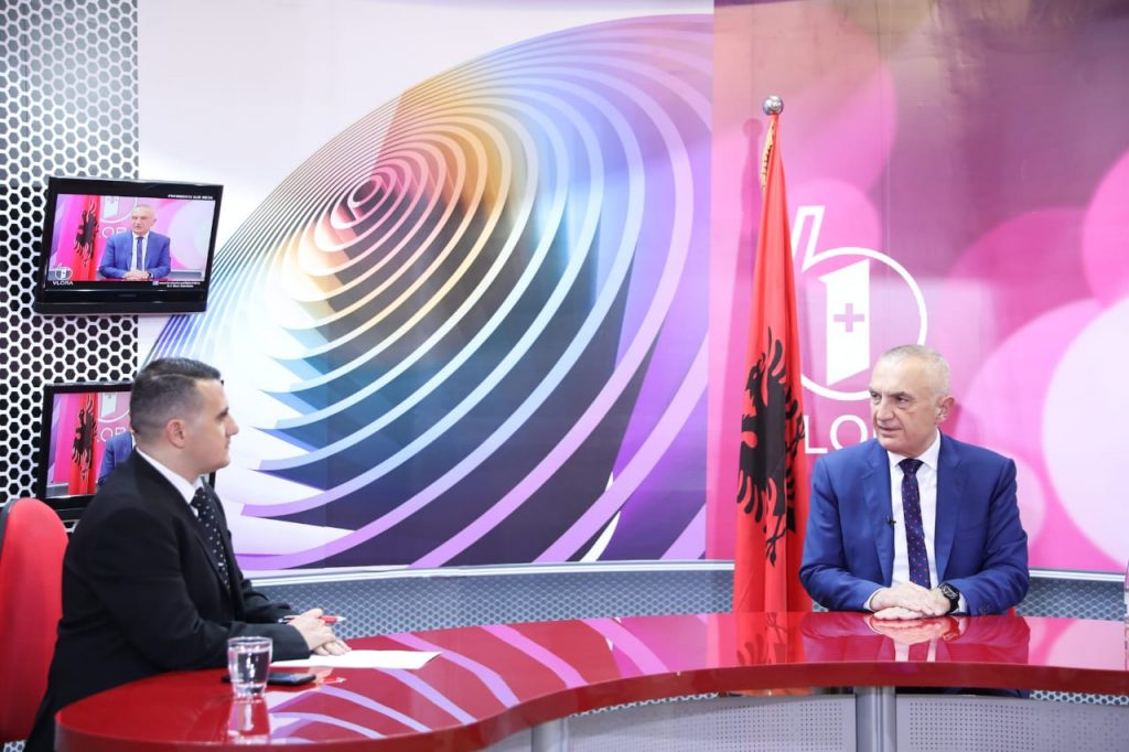 Presidenti Meta fton kryeministrin Rama për përballje publike