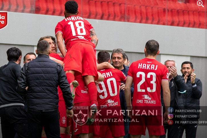 Të kuqtë mposhtin me “poker” golash Kukësin
