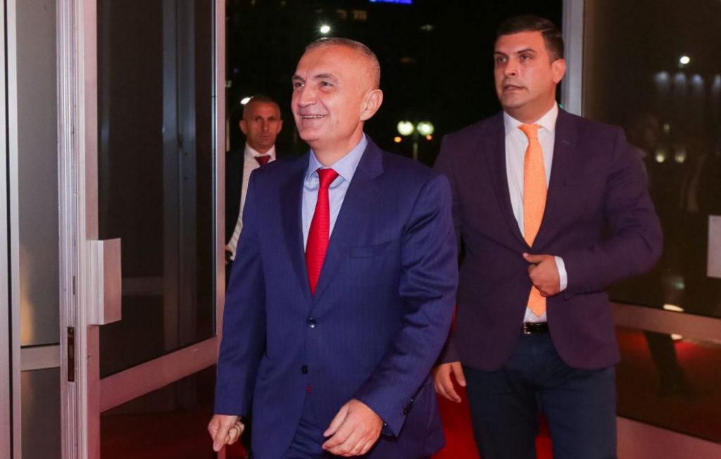 Këshilltari i Presidentit Meta denoncon: Në emër të kreut të shtetit janë dërguar…