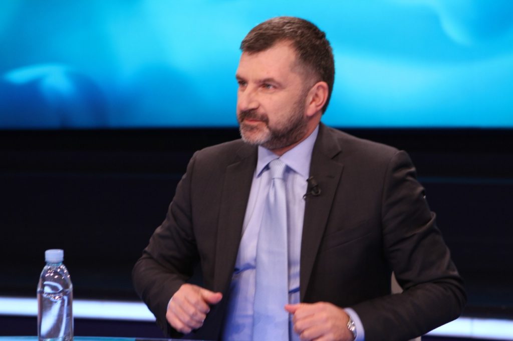 Andi Bushati e thotë troç: PD-ja t’i bëjë gojore Ramës, më plasi mua ç’do të bëjë, ai njeri po na përdhunon të gjithëve