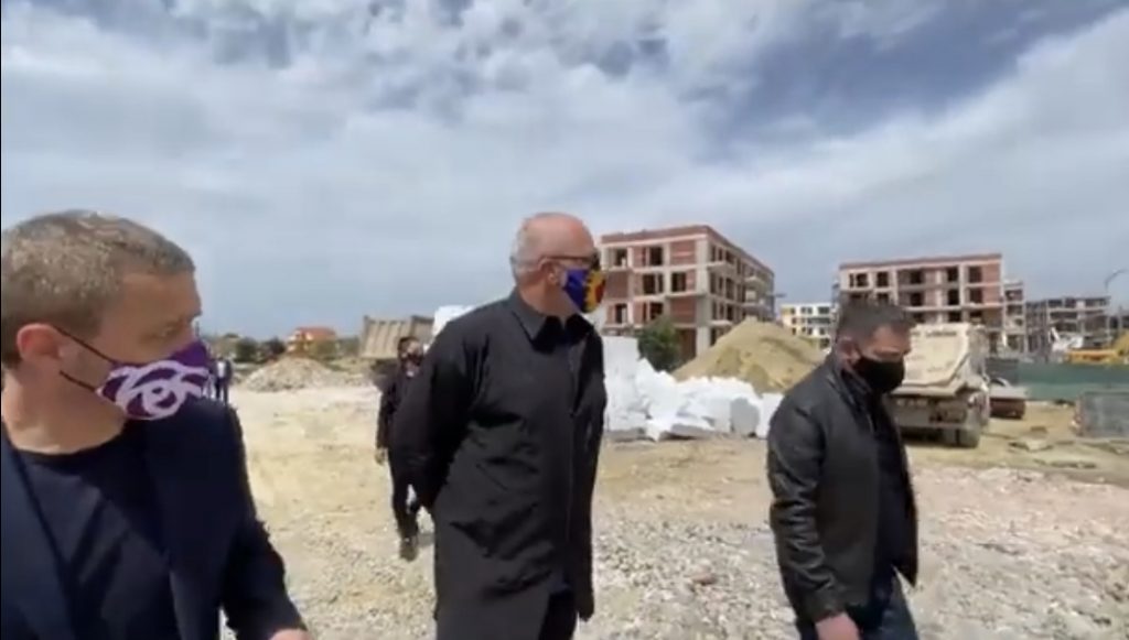 Rama batuta gjatë inspektimit të rindërtimit në Thumanë: Po pastroni një pjesë të shpirtit se…