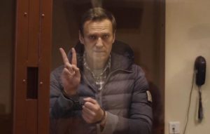 Kritiku i Putinit Aleksei Navalny në gjendje të rëndë në burg,