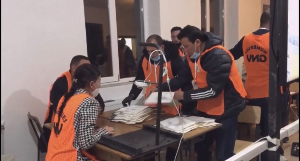 Ka nisur procesi i numërimit të votave në Bashkinë e parë në vend