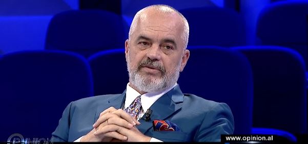 Rama mbron  Ardi Veliun që gënjeu për ngjarjen në Elbasan / Rama-gazetarit: Kurajë e madhe të thuash diçka të tillë