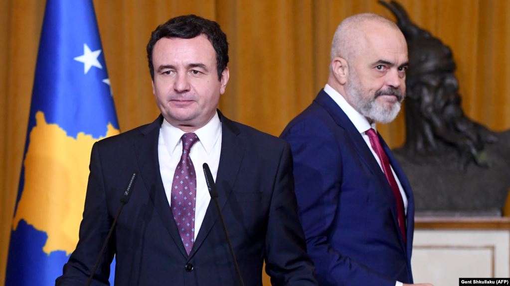 Albin Kurti uron Ramën për fitoren dhe bën apel: Institucionet të sqarojnë çdo paqartësi në lidhje me…