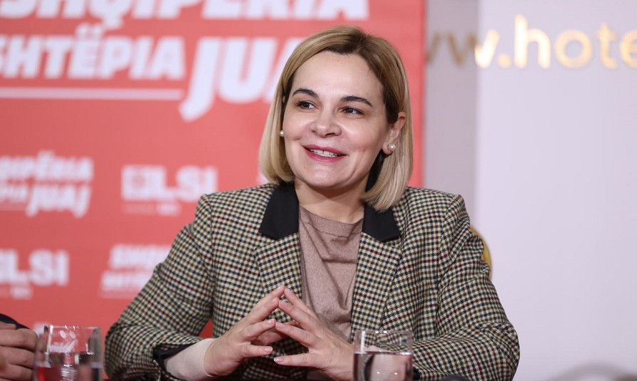 Monika Kryemadhi uron besimtarët myslimanë: Muaji i Ramazanit është muaji i faljes…