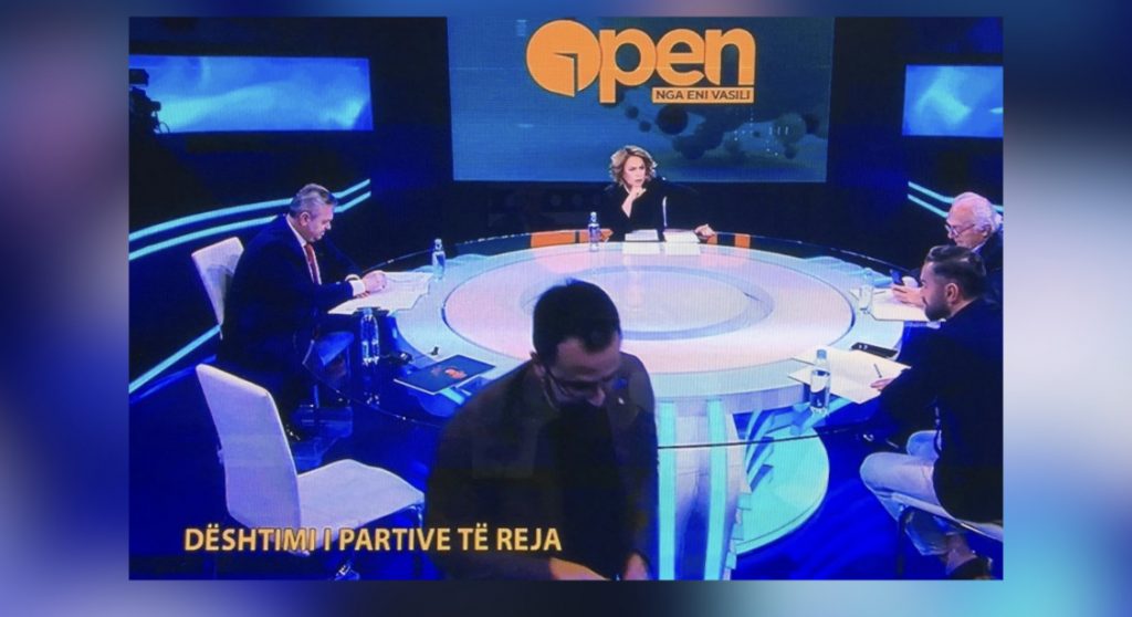 Endri Shabani braktis studion e “Open”: Këta marrin nga 25 mijë euro