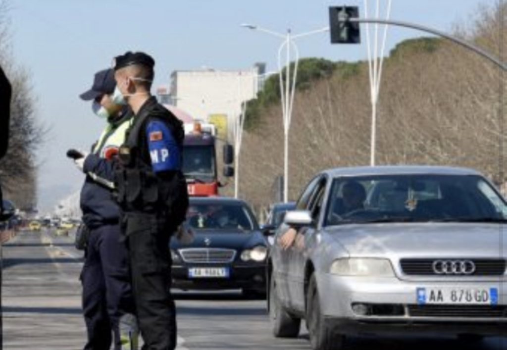 Plagosje me armë zjarri në Tiranë
