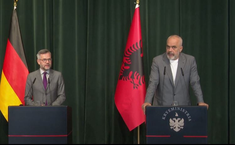 Ministri Roth: Gjermania po punon që KE të marrë një vendim pozitiv për hapjen e negociatave
