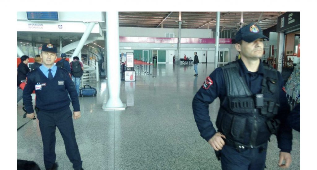 Kapet në Rinas egjiptiani i rrezikshëm