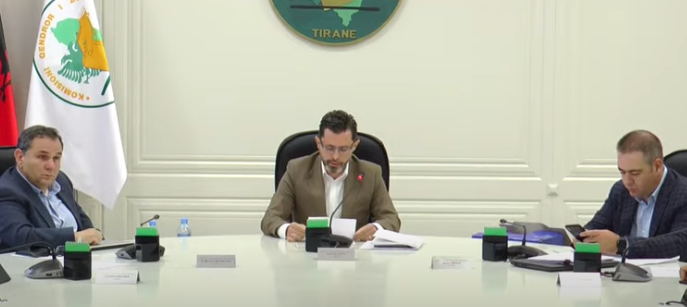 Ankimimet e PD-LSI/ KAS vendos të hapë kutitë në 24 Qendra Votimi